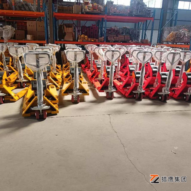 手動搬運(yùn)車買多高的輪子？源頭工廠來回答